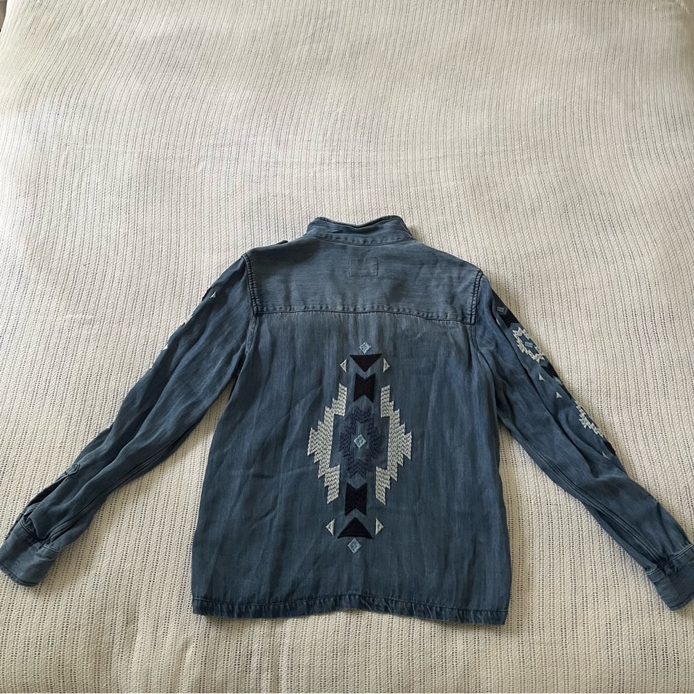 Rails Embroidered Denim Shirt Jacket - Picture 9 of 11